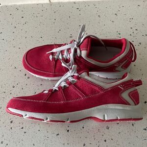 Lands’ End Women’s Red Suede Leather Sneakers Lace Up Comfort Shoes Size 7